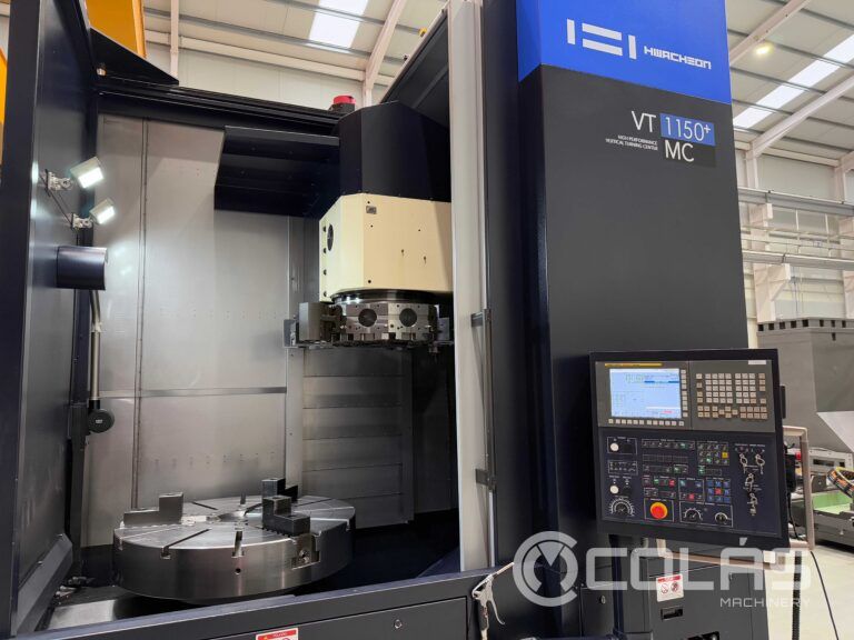 Torno Vertical HWACHEON